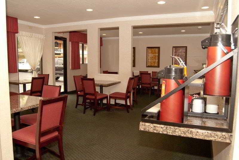 Best Western Clermont Hotel Cincinnati Restaurant photo